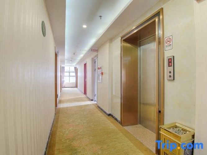 Chenshuihss Hotels