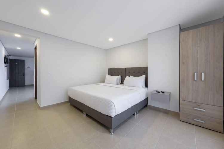 Apartasuite Plaza Premium