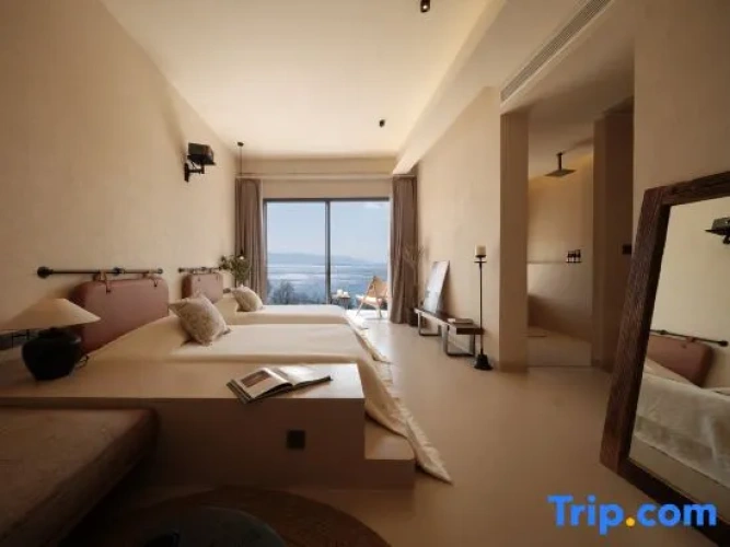 Standard Twin room with sea view