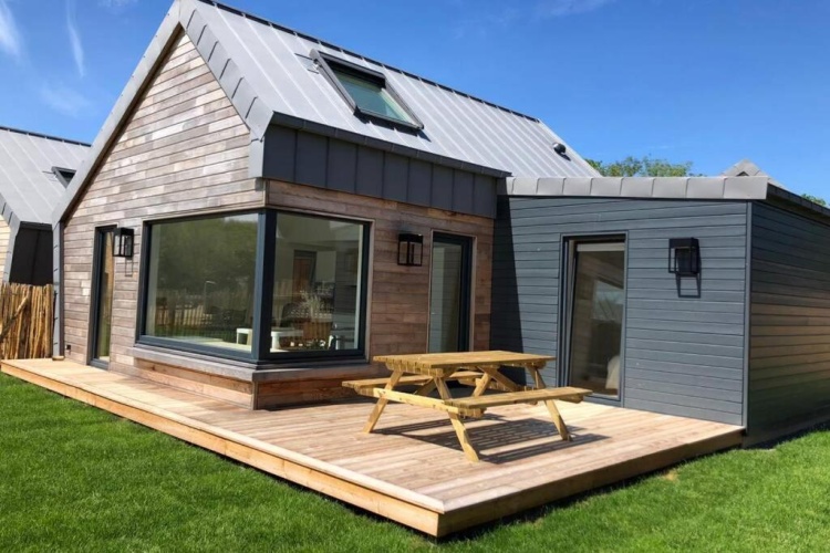 2 Bedrooms Cottage