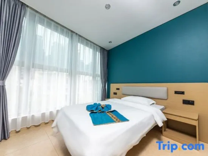 2 Bedrooms Suite