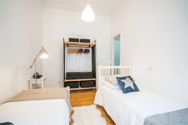 Estrela Neoclassical Apt River View