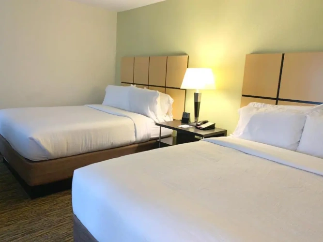 Quadruple Suite