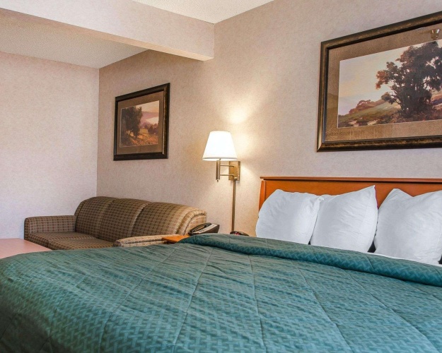 Quality Inn & Suites photo 7