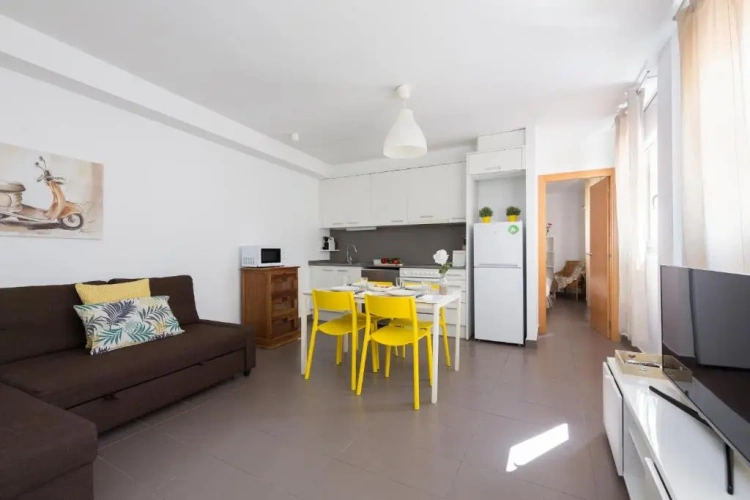 1 Bedroom Apartment