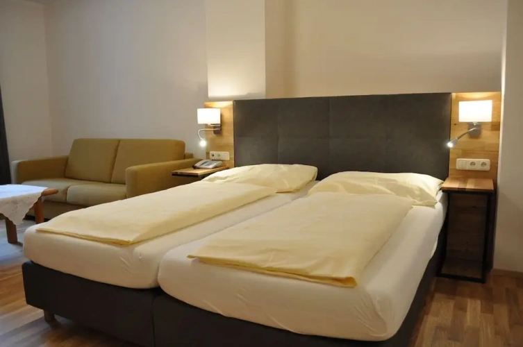 Superior Double room with balcony