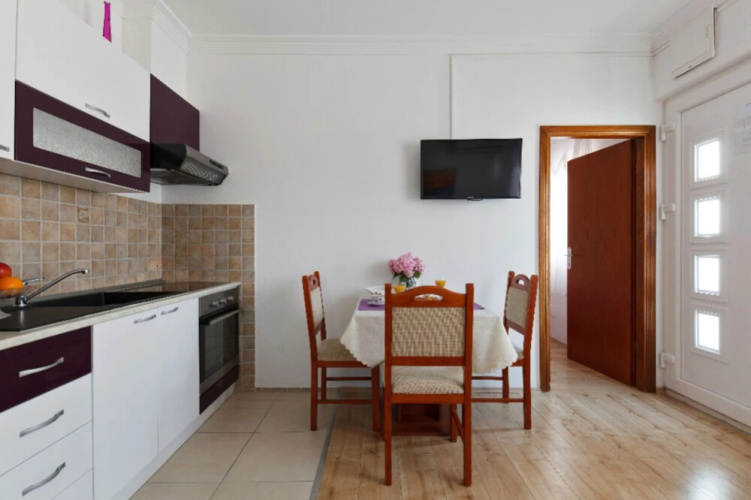 Tihi Val Apartments