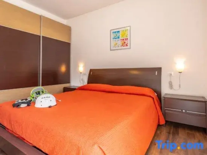2 Bedrooms Twin Apartment with balcony and with mountain view