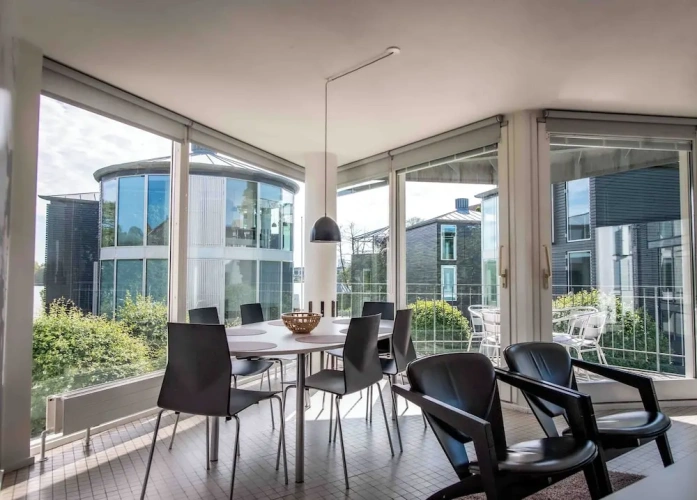 2 Bedrooms Bed in Dorm with partial view