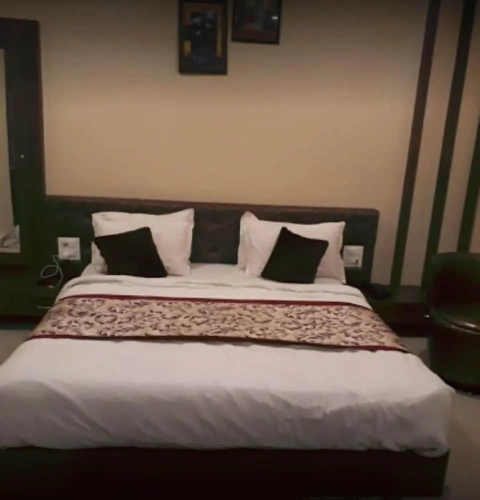 Executive room with city view