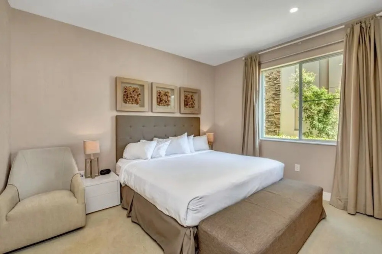 Amazing 4 Bedroom Magic Village Townhome 3 Townhouse by Redawning