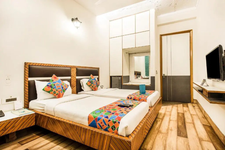 Fabhotel Premium Nest