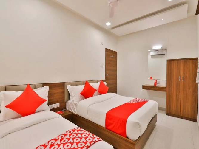 Hotel S G