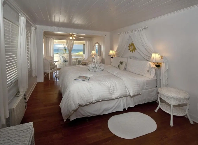Bungalow with sea view