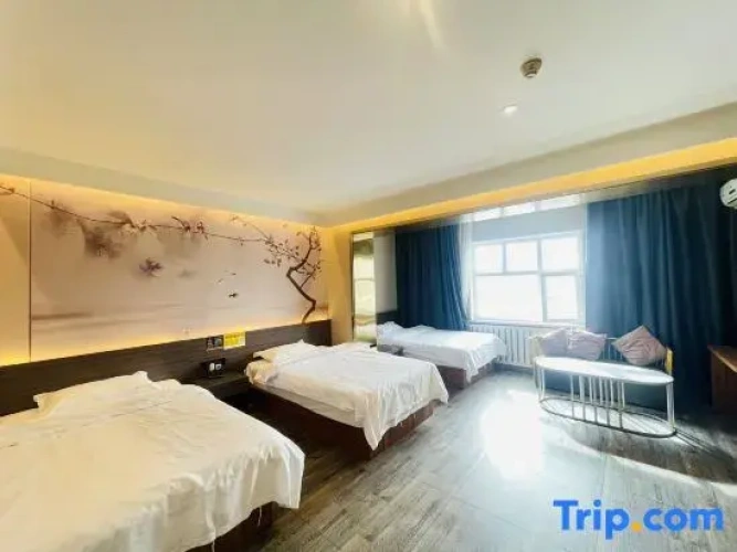 Premium Triple room