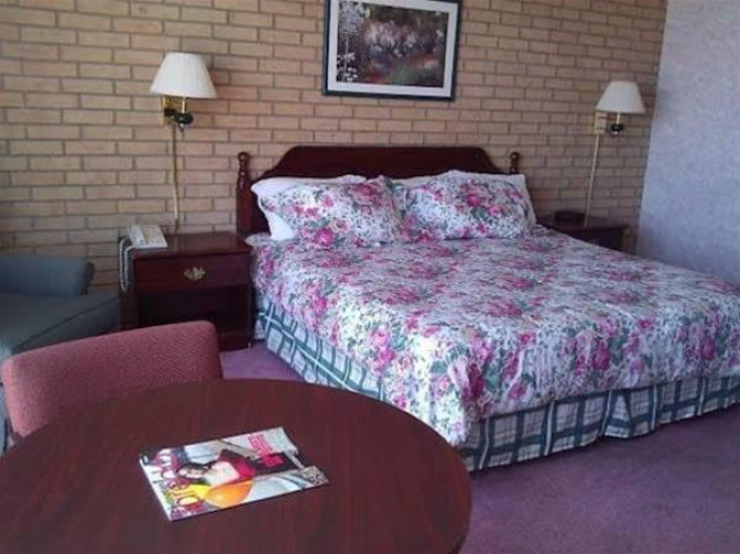 Rio Grande Plaza Hotel