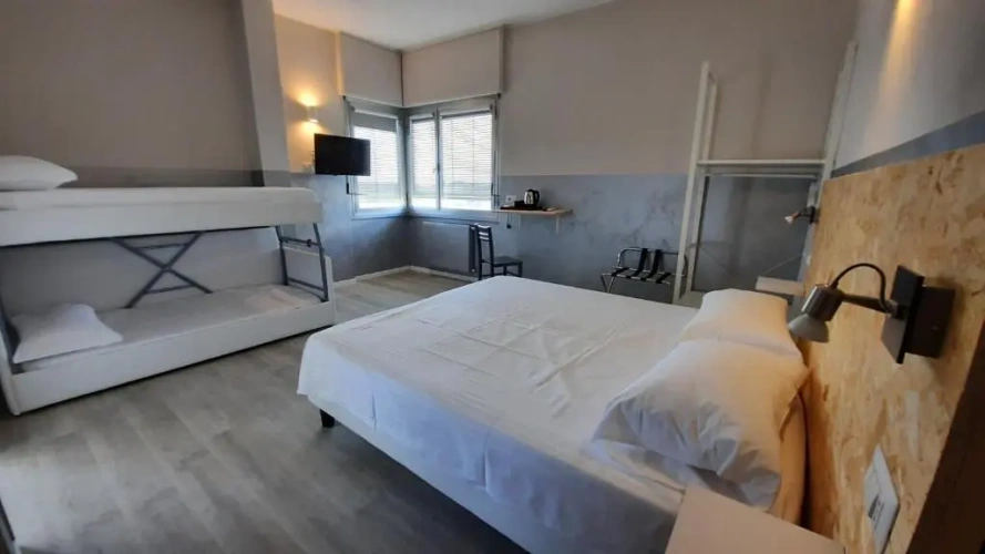 Standard Quadruple room