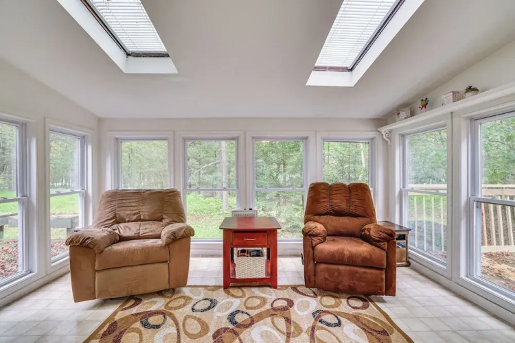 7 Mi to Big Boulder Mtn! Home w/ Pet-friendly Yard