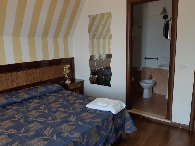 Bed and Breakfast Coral Blue