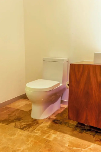 Exclusive 5th Ave Apt with Private Pool