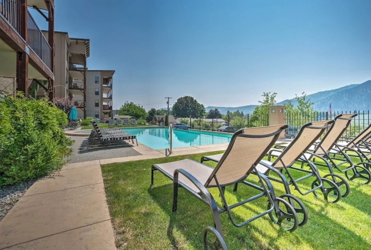 3 Bedrooms Apartment with balcony