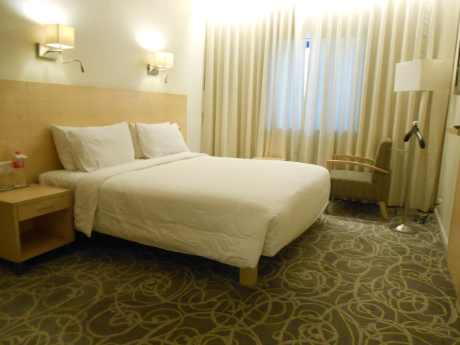 Lemon Tree Hotel Chinchwad Pune