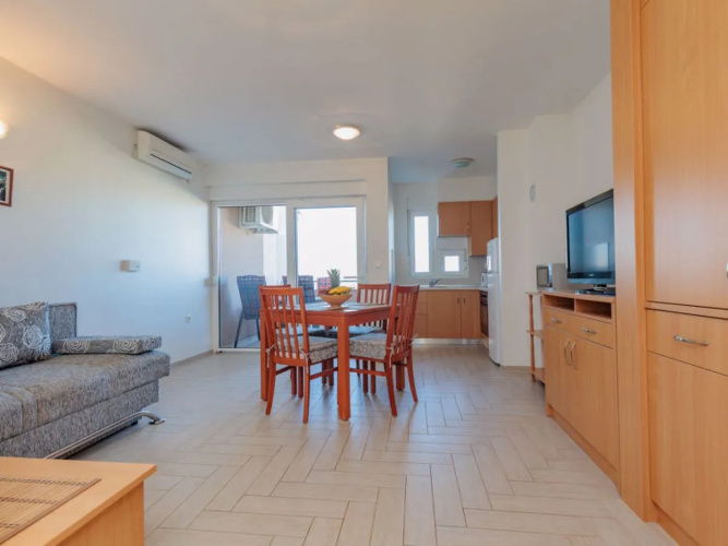 Apartment Mlasina Nin 7257