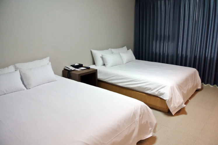 Jeju Noblesse Tourist Hotel
