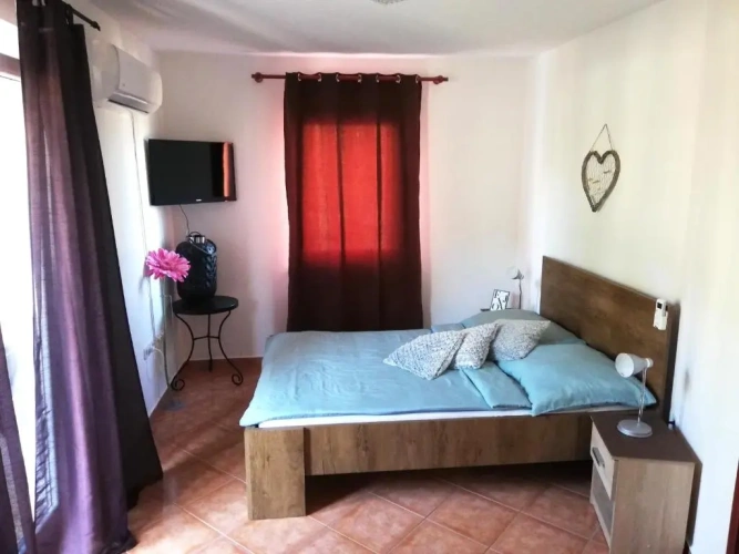 1 Bedroom Apartment with balcony and with view