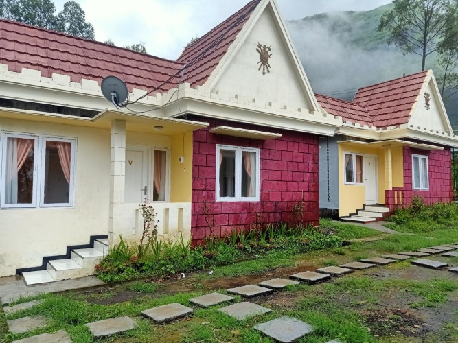 2 Bedrooms Quadruple Family Villa