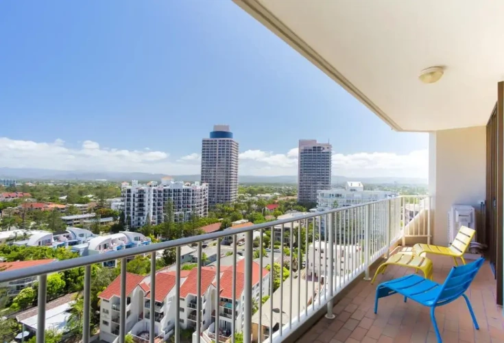 1 Bedroom Apartment with city view