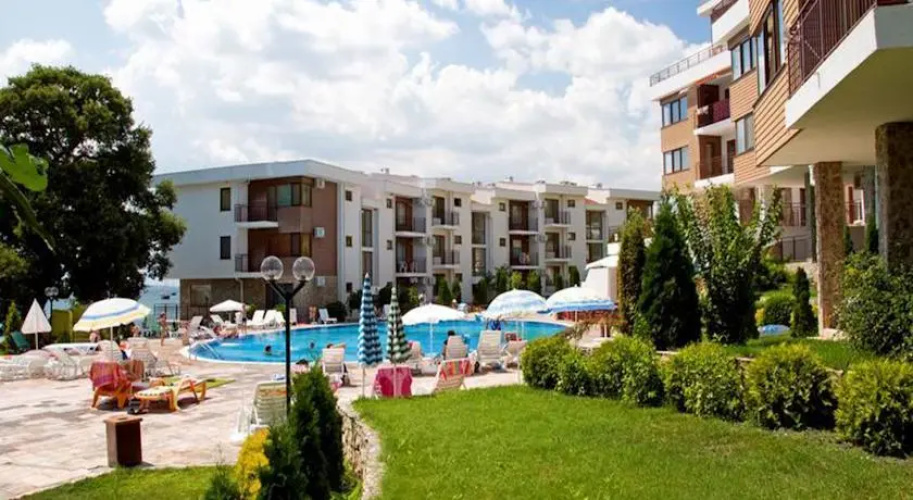 GT Messambria Fort Beach Apartments