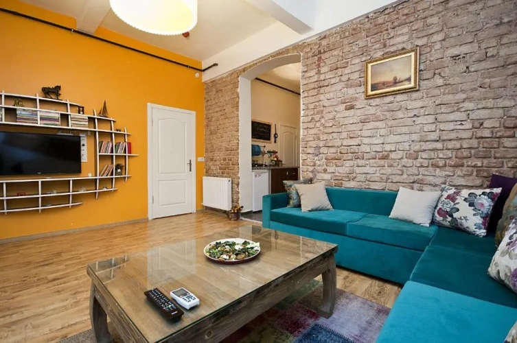 1 Bedroom Apartment with view