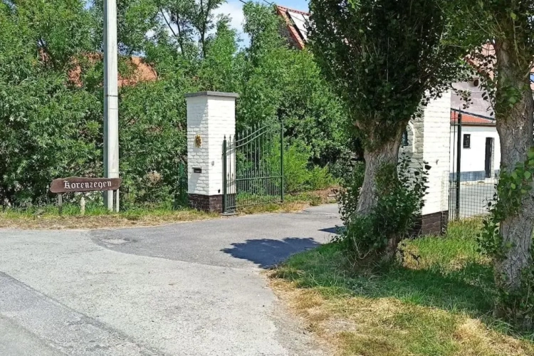 3 Bedrooms Cottage