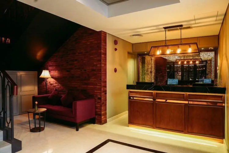 Barito Mansion Over view