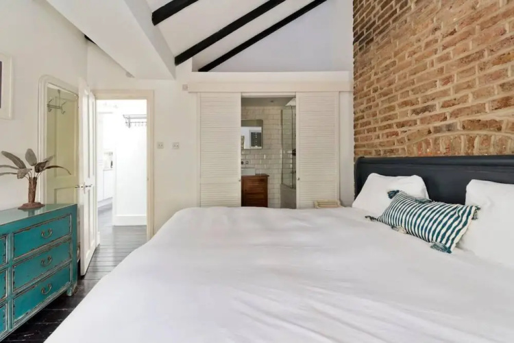 1 Bed Bohemian Loft Style Apt