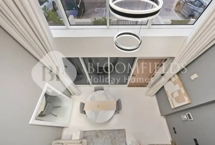 89 Bloomfields Modern 1BR Apt Rukan Dxb