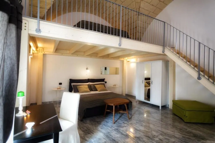 Deluxe Quadruple room