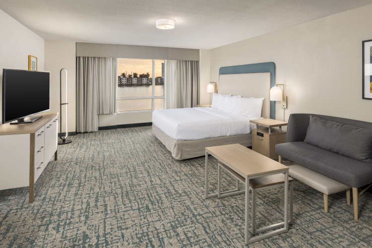 Homewood Suites by Hilton Miami-Airport/Blue Lagoon photo 7