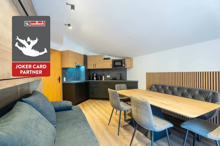 Standard Family room with balcony and with mountain view