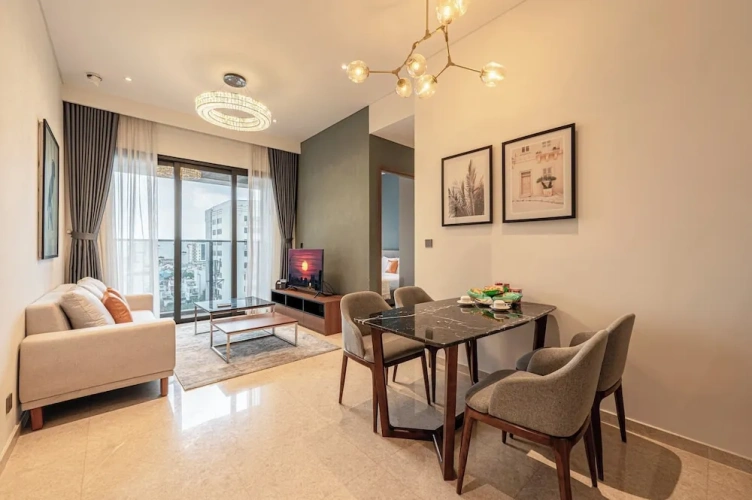 2 Bedrooms Presidential Club Suite with city view