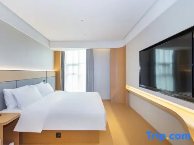 Standard Double room with view