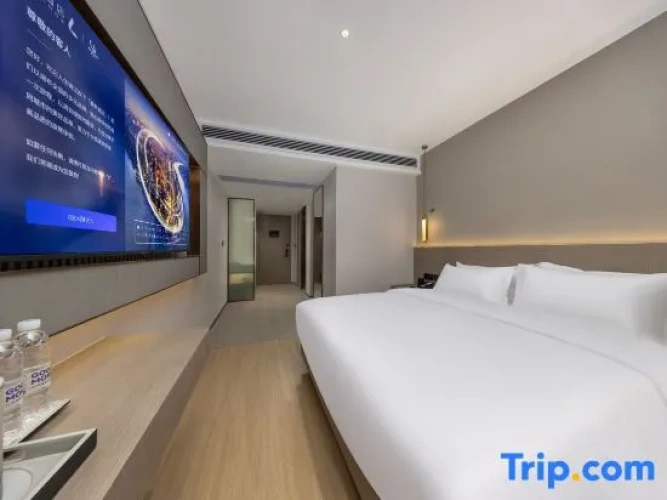 Standard Double room with view