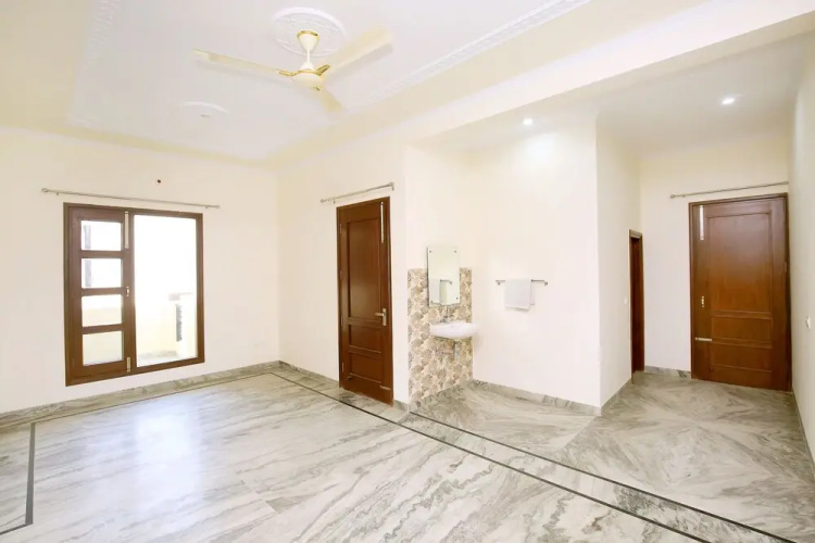 OYO 38009 The Sai Villa