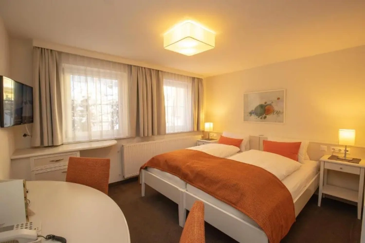 Standard Double Basement room
