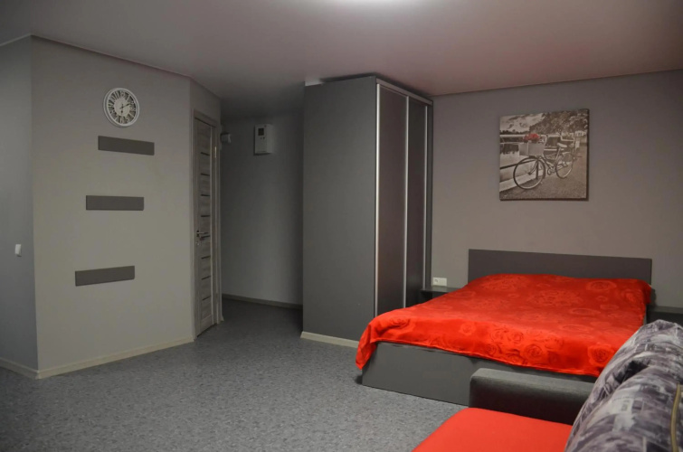 Апартаменты на Александра Поля (Кирова) 90