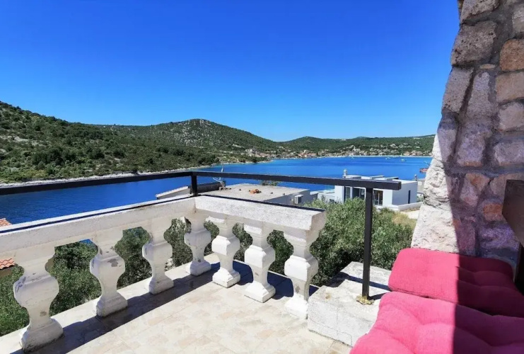 Petar - 30m From the sea - A1