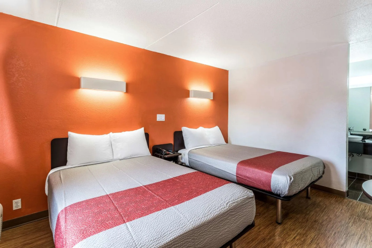 Motel 6 Evansville