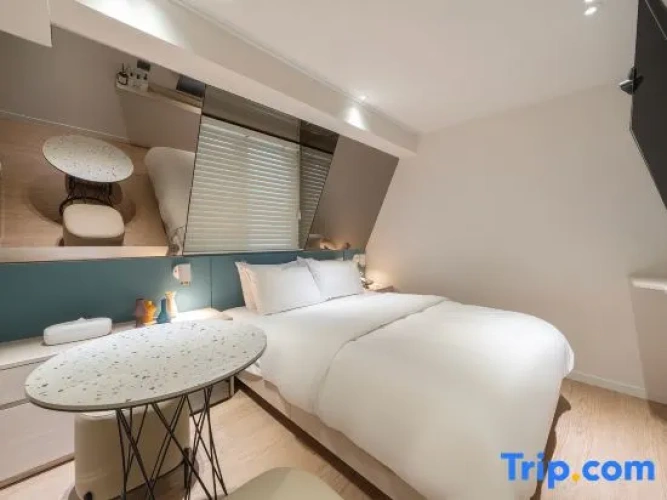 Comfort room