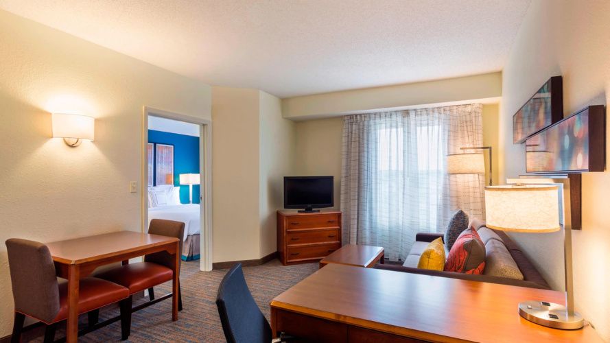 1 Bedroom Suite